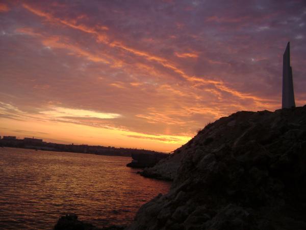 солнце сквозь облака..