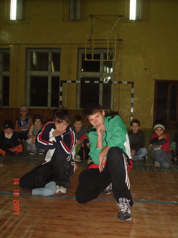 два ноль ноль семь