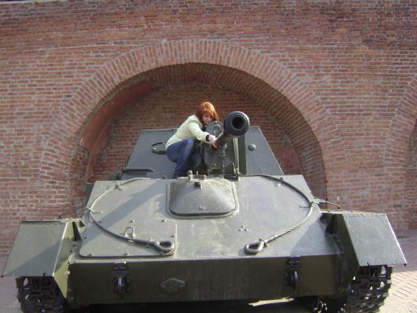 Рыжик на танке!