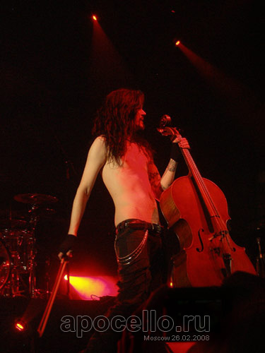 с виоланчелькой))