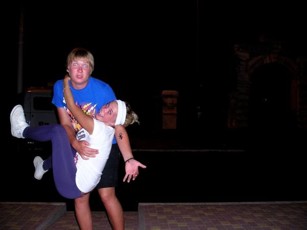 ну держи же меня, Ясенька))