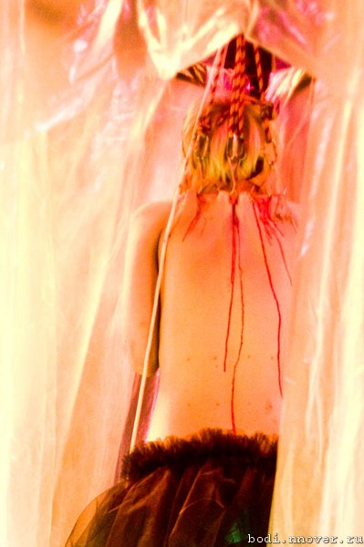 Девочка "висела" около получаса..